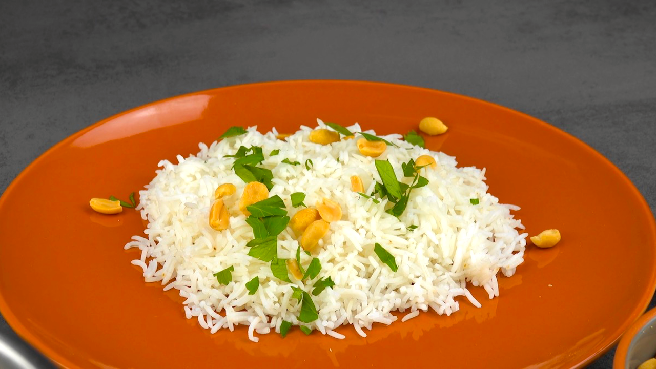 Tipps, um Reis perfekt zu kochen - LeckerSchmecker